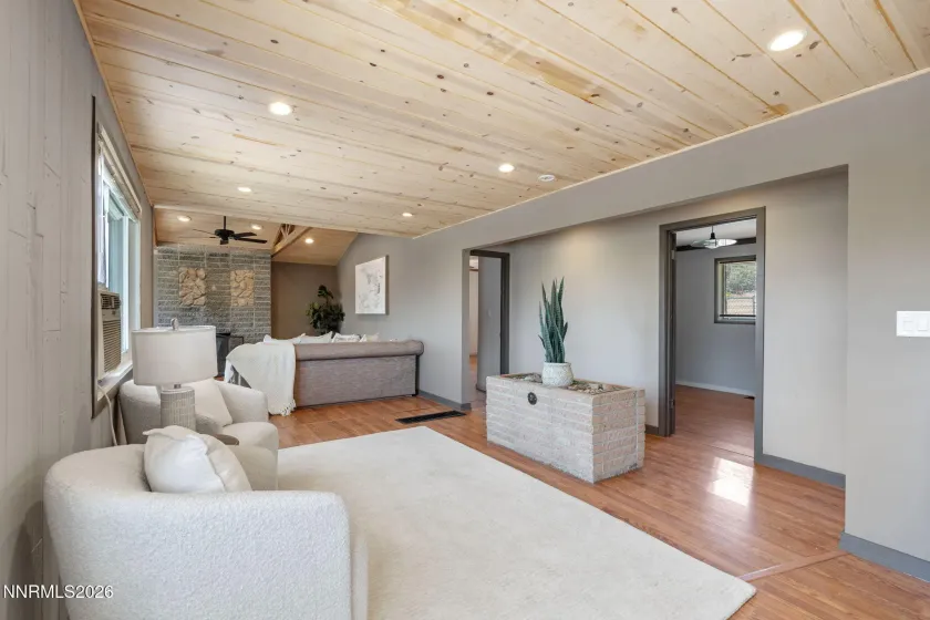 3160 Comstock, Reno, Nevada 89512, 3 Bedrooms Bedrooms, ,2 BathroomsBathrooms,Residential,Residential,Comstock,0,260007911
