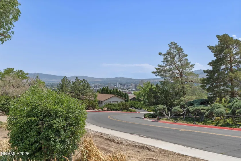 3160 Comstock, Reno, Nevada 89512, 3 Bedrooms Bedrooms, ,2 BathroomsBathrooms,Residential,Residential,Comstock,0,260007911