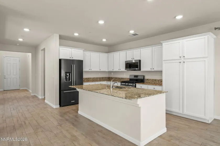 2671 Cityview, Sparks, Nevada 89431, 4 Bedrooms Bedrooms, ,4 BathroomsBathrooms,Residential,Residential,Cityview,0,260007912