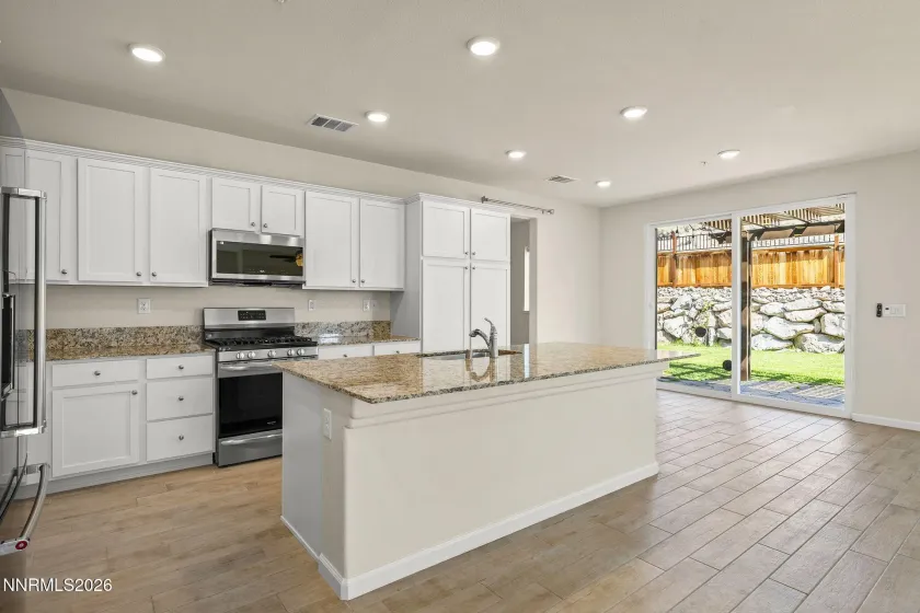 2671 Cityview, Sparks, Nevada 89431, 4 Bedrooms Bedrooms, ,4 BathroomsBathrooms,Residential,Residential,Cityview,0,260007912