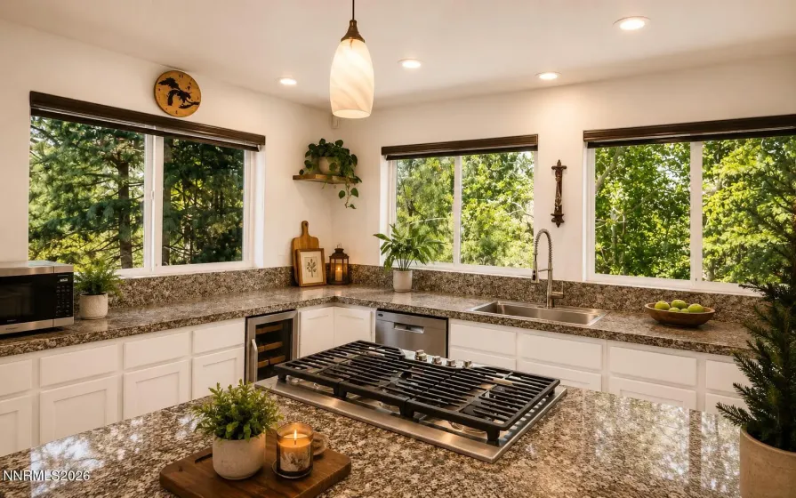 50 Sunridge, Reno, Nevada 89511, 3 Bedrooms Bedrooms, ,3 BathroomsBathrooms,Residential,Residential,Sunridge,0,260007914