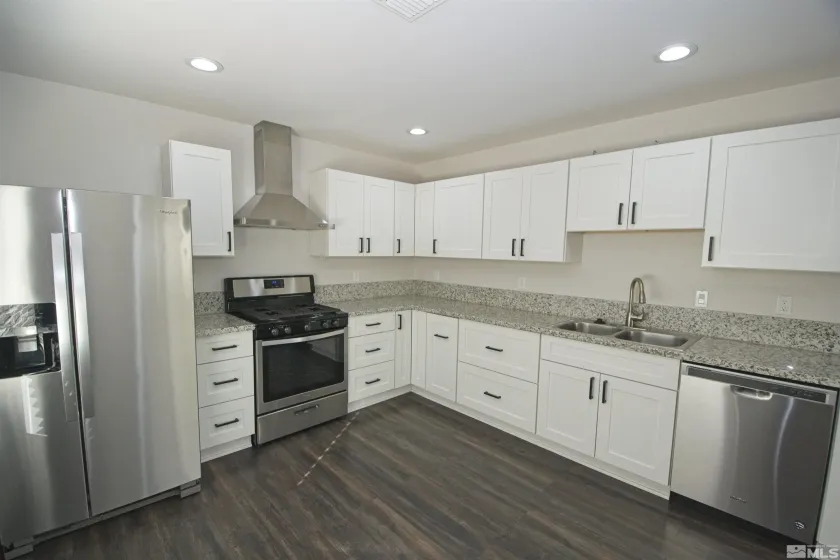 626 Valley, Reno, Nevada 89512, 2 Bedrooms Bedrooms, ,2 BathroomsBathrooms,Residential Lease,Manufactured,Valley,0,260007916