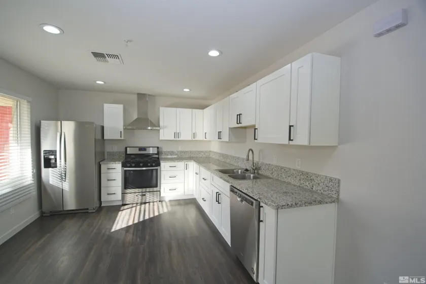 626 Valley, Reno, Nevada 89512, 2 Bedrooms Bedrooms, ,2 BathroomsBathrooms,Residential Lease,Manufactured,Valley,0,260007916