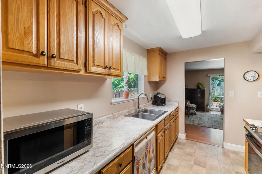 654 Marracco, Sparks, Nevada 89434, 4 Bedrooms Bedrooms, ,2 BathroomsBathrooms,Residential,Residential,Marracco,0,260007920