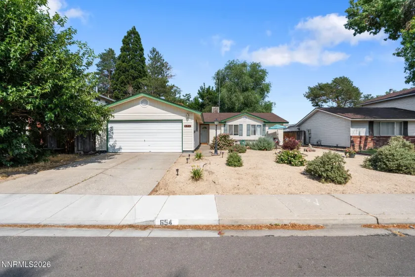 654 Marracco, Sparks, Nevada 89434, 4 Bedrooms Bedrooms, ,2 BathroomsBathrooms,Residential,Residential,Marracco,0,260007920