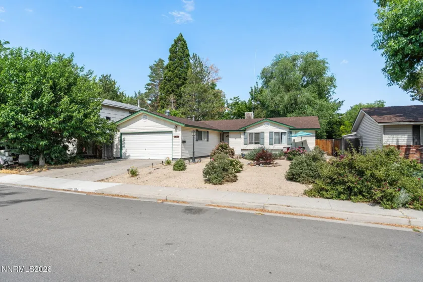 654 Marracco, Sparks, Nevada 89434, 4 Bedrooms Bedrooms, ,2 BathroomsBathrooms,Residential,Residential,Marracco,0,260007920
