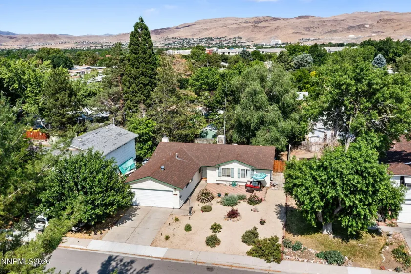 654 Marracco, Sparks, Nevada 89434, 4 Bedrooms Bedrooms, ,2 BathroomsBathrooms,Residential,Residential,Marracco,0,260007920