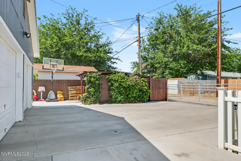 380 Bailey, Fallon, Nevada 89406, 4 Bedrooms Bedrooms, ,3 BathroomsBathrooms,Residential,Residential,Bailey,0,260007919