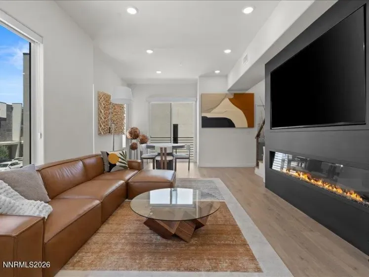 156 Rissone, Reno, Nevada 89503, 2 Bedrooms Bedrooms, ,3 BathroomsBathrooms,Residential,Residential,Rissone,0,260007930