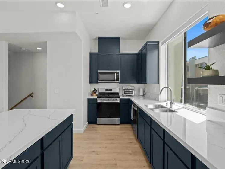 156 Rissone, Reno, Nevada 89503, 2 Bedrooms Bedrooms, ,3 BathroomsBathrooms,Residential,Residential,Rissone,0,260007930