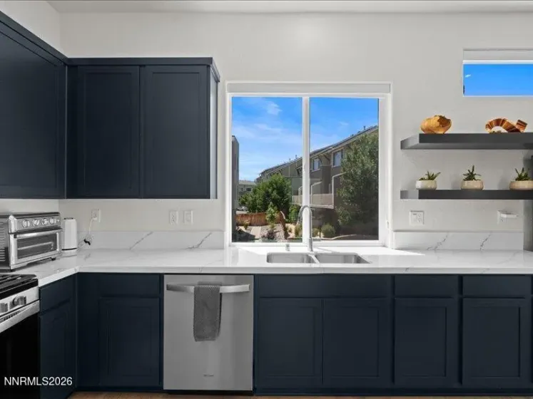 156 Rissone, Reno, Nevada 89503, 2 Bedrooms Bedrooms, ,3 BathroomsBathrooms,Residential,Residential,Rissone,0,260007930