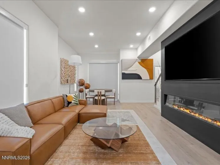 156 Rissone, Reno, Nevada 89503, 2 Bedrooms Bedrooms, ,3 BathroomsBathrooms,Residential,Residential,Rissone,0,260007930