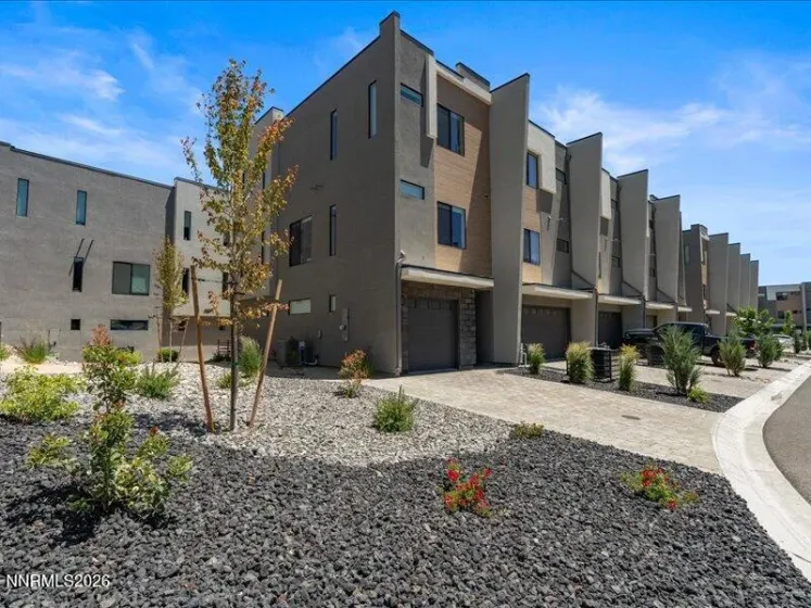 156 Rissone, Reno, Nevada 89503, 2 Bedrooms Bedrooms, ,3 BathroomsBathrooms,Residential,Residential,Rissone,0,260007930