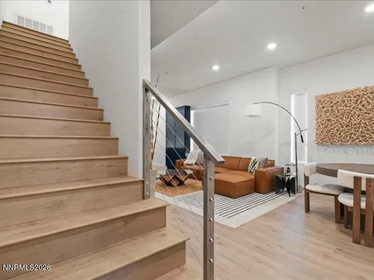 156 Rissone, Reno, Nevada 89503, 2 Bedrooms Bedrooms, ,3 BathroomsBathrooms,Residential,Residential,Rissone,0,260007930