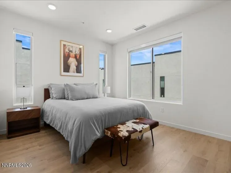 156 Rissone, Reno, Nevada 89503, 2 Bedrooms Bedrooms, ,3 BathroomsBathrooms,Residential,Residential,Rissone,0,260007930