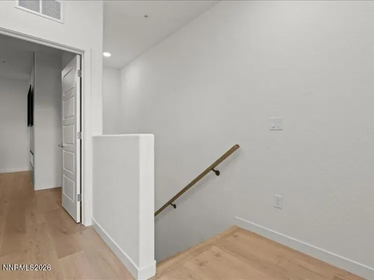 156 Rissone, Reno, Nevada 89503, 2 Bedrooms Bedrooms, ,3 BathroomsBathrooms,Residential,Residential,Rissone,0,260007930