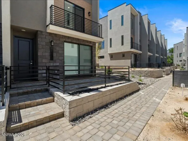 156 Rissone, Reno, Nevada 89503, 2 Bedrooms Bedrooms, ,3 BathroomsBathrooms,Residential,Residential,Rissone,0,260007930