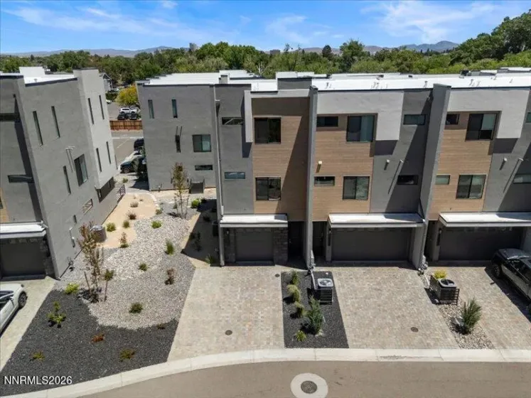 156 Rissone, Reno, Nevada 89503, 2 Bedrooms Bedrooms, ,3 BathroomsBathrooms,Residential,Residential,Rissone,0,260007930