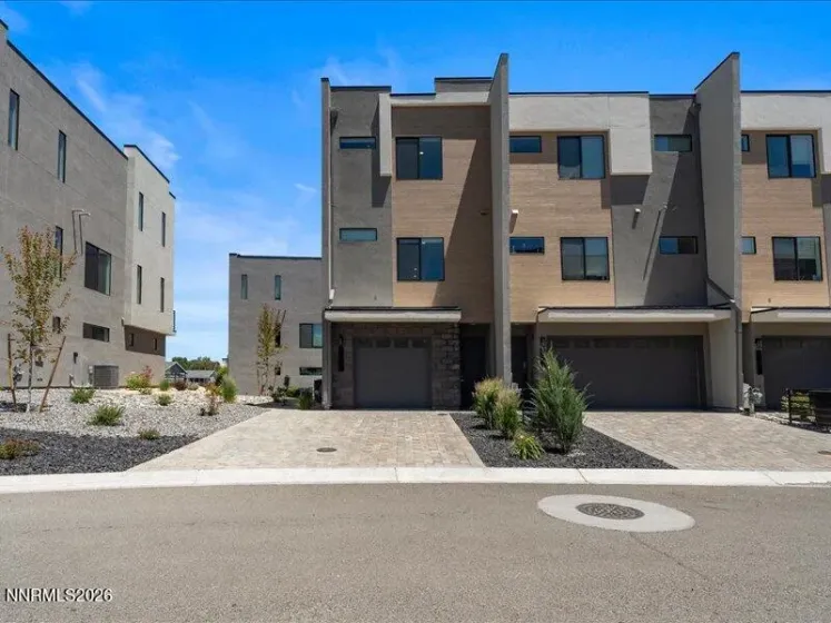 156 Rissone, Reno, Nevada 89503, 2 Bedrooms Bedrooms, ,3 BathroomsBathrooms,Residential,Residential,Rissone,0,260007930