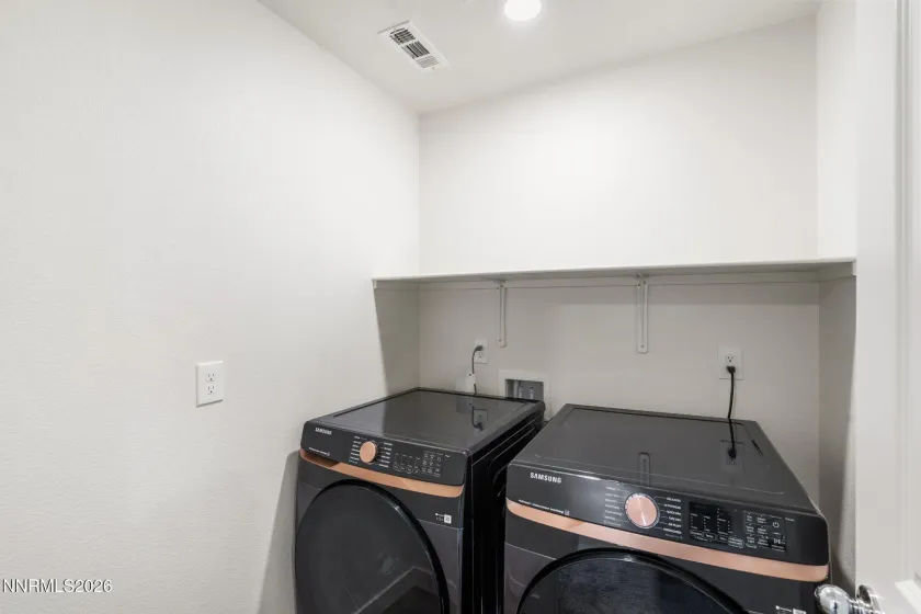 7745 Wandering, Reno, Nevada 89506, 4 Bedrooms Bedrooms, ,3 BathroomsBathrooms,Residential,Residential,Wandering,0,260007931