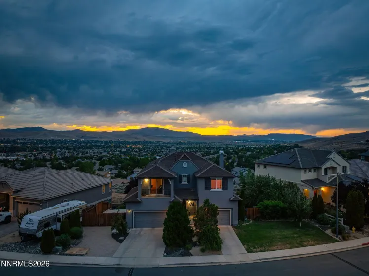 1583 Cloud Peak, Sparks, Nevada 89436, 5 Bedrooms Bedrooms, ,4 BathroomsBathrooms,Residential,Residential,Cloud Peak,0,260007932