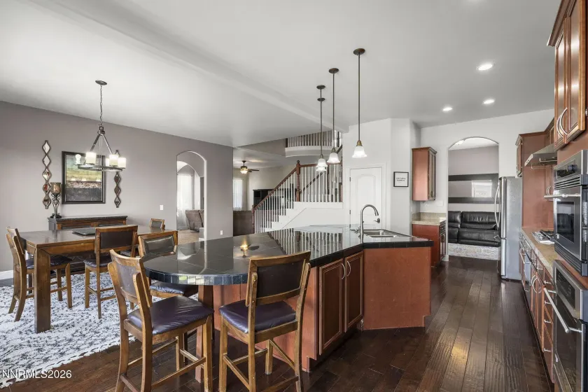 1583 Cloud Peak, Sparks, Nevada 89436, 5 Bedrooms Bedrooms, ,4 BathroomsBathrooms,Residential,Residential,Cloud Peak,0,260007932
