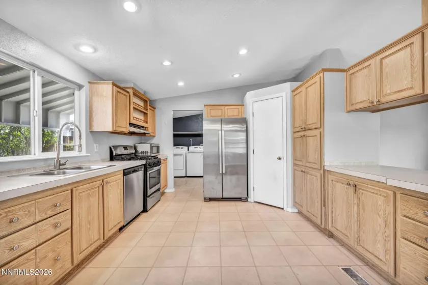 5350 Tenaya Creek, Reno, Nevada 89506, 3 Bedrooms Bedrooms, ,2 BathroomsBathrooms,Residential,Residential,Tenaya Creek,0,260007933