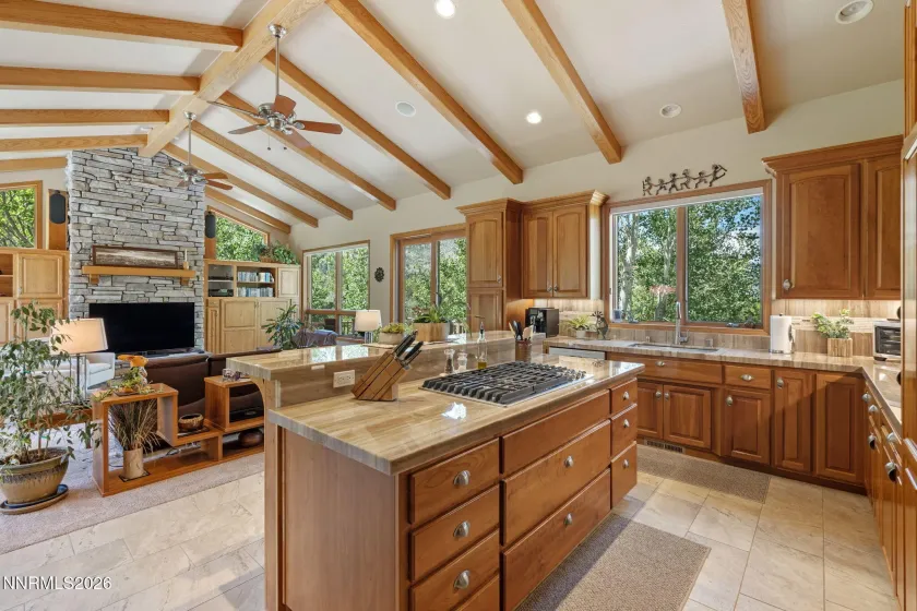 1030 Lakeside, Gardnerville, Nevada 89460, 4 Bedrooms Bedrooms, ,3 BathroomsBathrooms,Residential,Residential,Lakeside,0,260007935