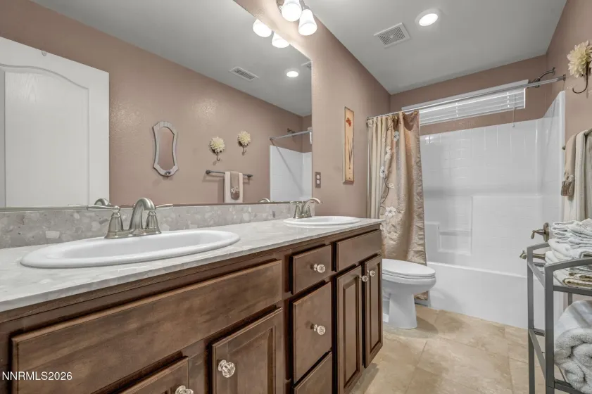 3760 Zoroaster, Sparks, Nevada 89436, 4 Bedrooms Bedrooms, ,3 BathroomsBathrooms,Residential,Residential,Zoroaster,0,260007937