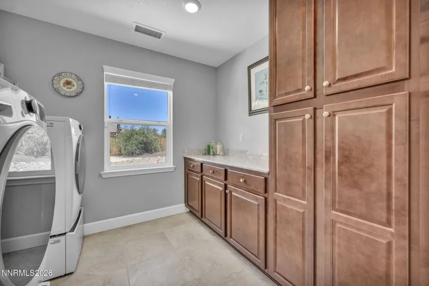 3760 Zoroaster, Sparks, Nevada 89436, 4 Bedrooms Bedrooms, ,3 BathroomsBathrooms,Residential,Residential,Zoroaster,0,260007937