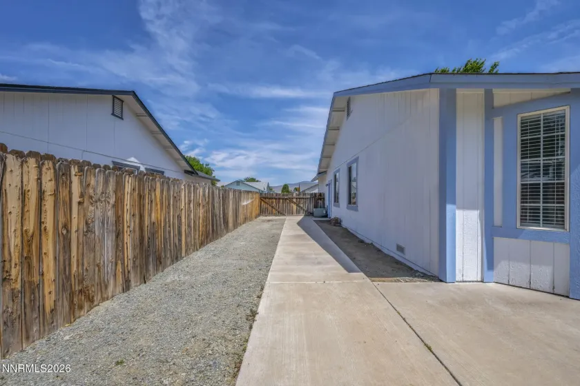 959 Yellowhammer, Sparks, Nevada 89441, 3 Bedrooms Bedrooms, ,2 BathroomsBathrooms,Residential,Residential,Yellowhammer,0,260007938