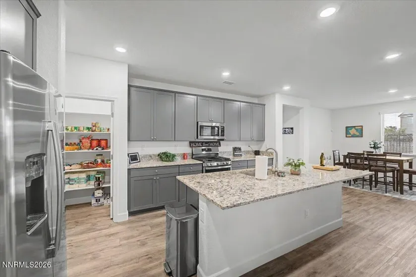 1310 Harness, Sparks, Nevada 89436, 4 Bedrooms Bedrooms, ,3 BathroomsBathrooms,Residential,Residential,Harness,0,260007943