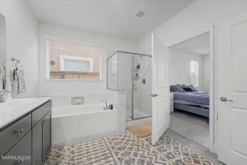 1310 Harness, Sparks, Nevada 89436, 4 Bedrooms Bedrooms, ,3 BathroomsBathrooms,Residential,Residential,Harness,0,260007943