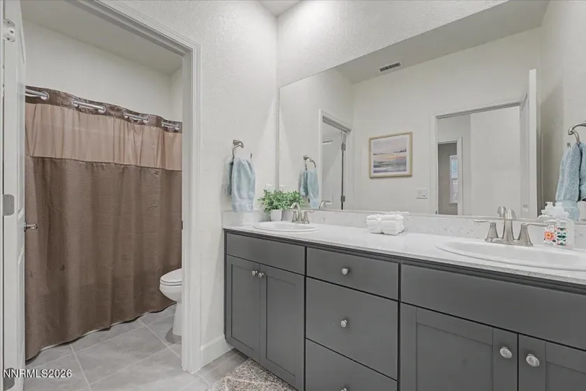 1310 Harness, Sparks, Nevada 89436, 4 Bedrooms Bedrooms, ,3 BathroomsBathrooms,Residential,Residential,Harness,0,260007943
