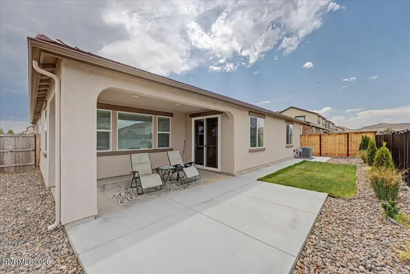 1310 Harness, Sparks, Nevada 89436, 4 Bedrooms Bedrooms, ,3 BathroomsBathrooms,Residential,Residential,Harness,0,260007943