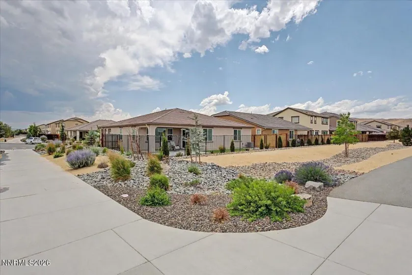 1310 Harness, Sparks, Nevada 89436, 4 Bedrooms Bedrooms, ,3 BathroomsBathrooms,Residential,Residential,Harness,0,260007943