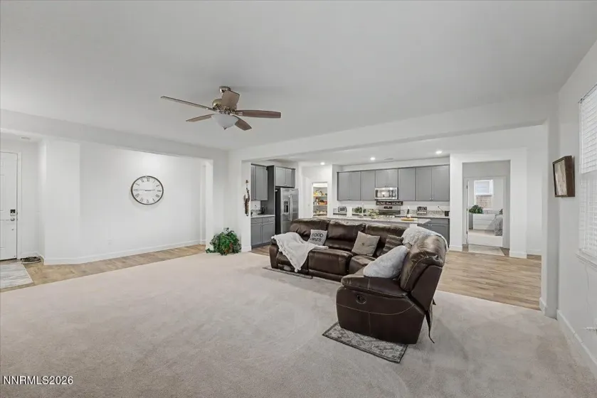 1310 Harness, Sparks, Nevada 89436, 4 Bedrooms Bedrooms, ,3 BathroomsBathrooms,Residential,Residential,Harness,0,260007943
