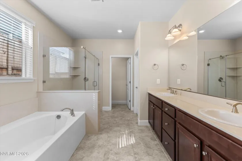 1725 Verdi Vista, Reno, Nevada 89523, 3 Bedrooms Bedrooms, ,3 BathroomsBathrooms,Residential,Residential,Verdi Vista,0,260007949