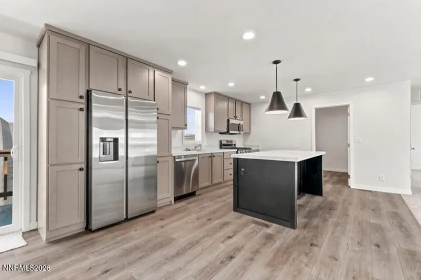 5425 Flora, Sun Valley, Nevada 89433, 4 Bedrooms Bedrooms, ,2 BathroomsBathrooms,Residential,Residential,Flora,0,260007956