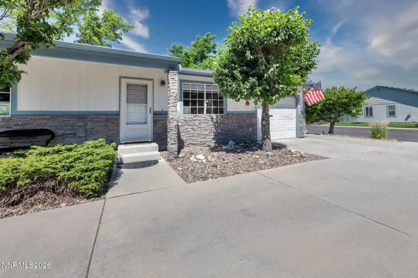 581 Stafford, Carson City, Nevada 89701, 2 Bedrooms Bedrooms, ,2 BathroomsBathrooms,Residential,Residential,Stafford,0,260007958