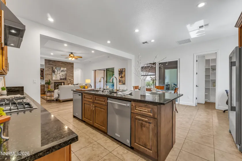 9728 Silverspar, Reno, Nevada 89521, 4 Bedrooms Bedrooms, ,4 BathroomsBathrooms,Residential,Residential,Silverspar,0,260003128