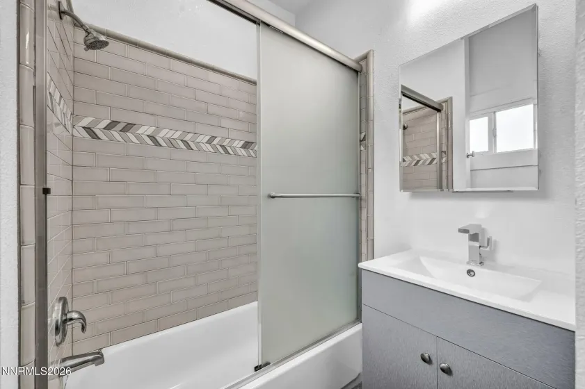 519 Sinclair, Reno, Nevada 89501, 3 Bedrooms Bedrooms, ,3 BathroomsBathrooms,Residential,Residential,Sinclair,0,260007959