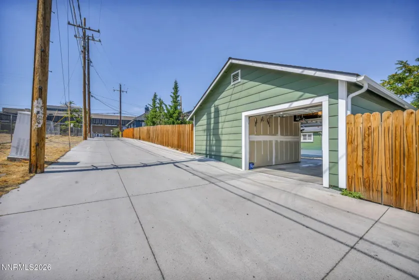 519 Sinclair, Reno, Nevada 89501, 3 Bedrooms Bedrooms, ,3 BathroomsBathrooms,Residential,Residential,Sinclair,0,260007959