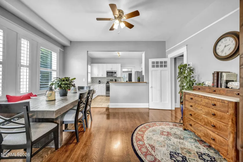 519 Sinclair, Reno, Nevada 89501, 3 Bedrooms Bedrooms, ,3 BathroomsBathrooms,Residential,Residential,Sinclair,0,260007959