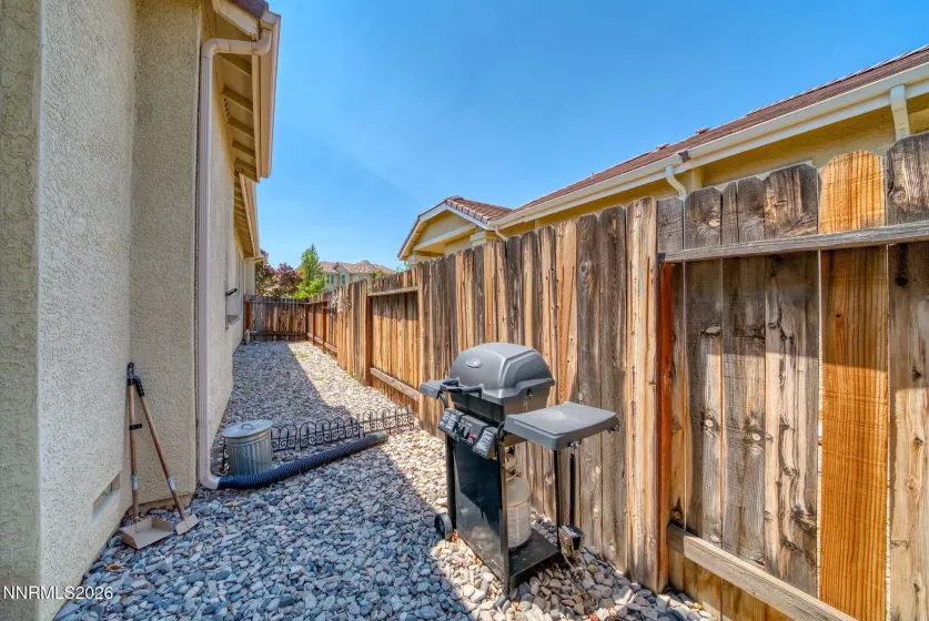 7410 Minkler, Sparks, Nevada 89436, 3 Bedrooms Bedrooms, ,2 BathroomsBathrooms,Residential,Residential,Minkler,0,260007960