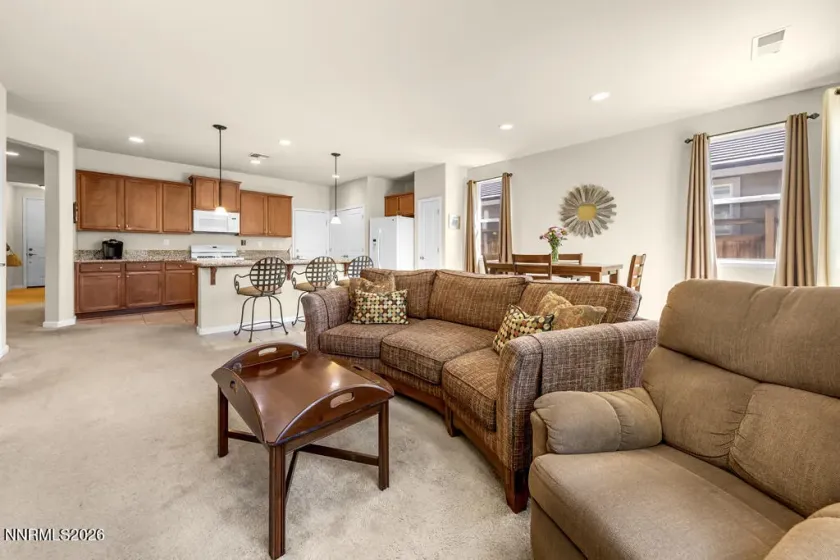 3853 Hazy Swale, Sparks, Nevada 89436, 3 Bedrooms Bedrooms, ,2 BathroomsBathrooms,Residential,Residential,Hazy Swale,0,260007964