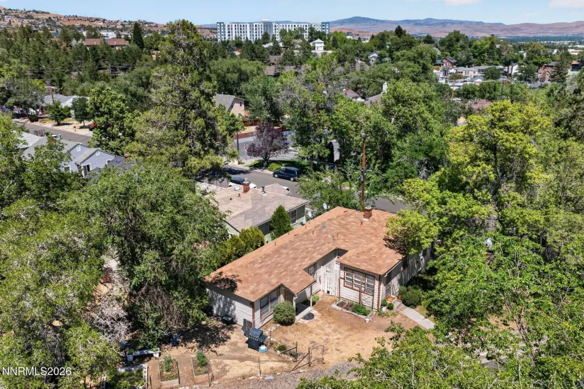 1301 Faland, Reno, Nevada 89503, 4 Bedrooms Bedrooms, ,3 BathroomsBathrooms,Residential Income,Residential,Faland,0,260007966