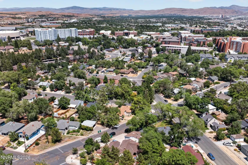 1301 Faland, Reno, Nevada 89503, 4 Bedrooms Bedrooms, ,3 BathroomsBathrooms,Residential Income,Residential,Faland,0,260007966