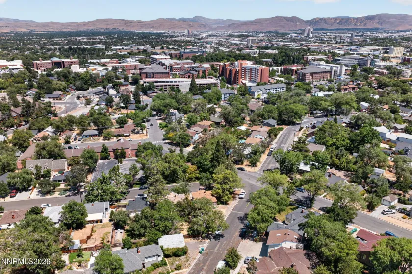 1301 Faland, Reno, Nevada 89503, 4 Bedrooms Bedrooms, ,3 BathroomsBathrooms,Residential Income,Residential,Faland,0,260007966