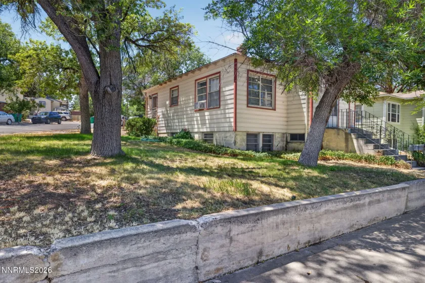 1301 Faland, Reno, Nevada 89503, 4 Bedrooms Bedrooms, ,3 BathroomsBathrooms,Residential Income,Residential,Faland,0,260007966